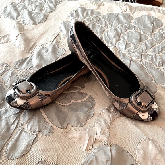Burberry ballet flats size 38 - Picture 5 of 15